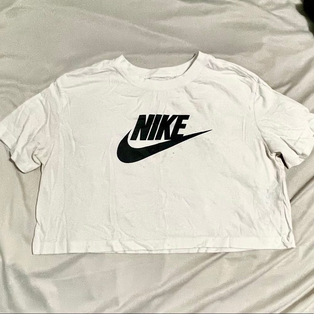 Nike Logo Cropped Top Active Shirt